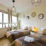 Rent 1 bedroom apartment in Porto