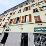 Affitto 2 camera appartamento di 59 m² in Genoa