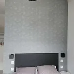 Rent a room of 300 m² in brussels