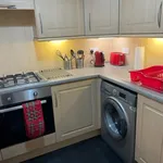 Rent 3 bedroom flat of 74 m² in Edinburgh