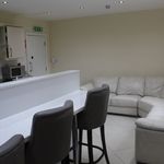 Rent 8 bedroom flat in East Midlands