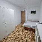 Rent a room of 120 m² in zaragoza