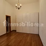 Affitto 3 camera appartamento di 150 m² in Rome