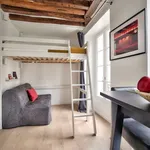 Appartement de 18 m² avec 1 chambre(s) en location à Paris