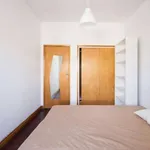 Rent a room in lisbon