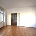 Rent 3 bedroom apartment in Praha 3