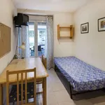 Rent a room of 85 m² in madrid