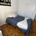 Rent a room of 150 m² in madrid