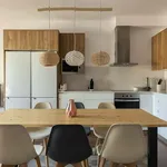 Rent a room of 127 m² in Barcelona