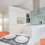 Rent 3 bedroom apartment of 72 m² in Porto