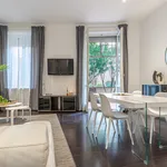 Rent 5 bedroom apartment of 80 m² in Rome