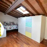 Affitto 2 camera appartamento di 75 m² in Siena