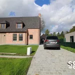 Maison de 450 m² avec 4 chambre(s) en location à De Pinte