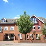 Rent 2 bedroom apartment in Woking