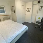 Rent 2 bedroom house in Brighton