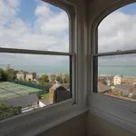 Rent 3 bedroom apartment of 83 m² in Ryde