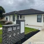 Rent 3 bedroom house in Doveton