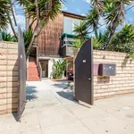 Rent 2 bedroom apartment of 88 m² in Los Angeles