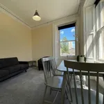 Rent 4 bedroom flat in Edinburgh  East