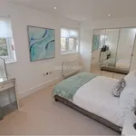 Rent 2 bedroom apartment in London