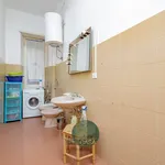 Rent 3 bedroom apartment of 90 m² in Milan