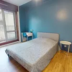 Appartement de 11 m² avec 6 chambre(s) en location à Saint-Étienne