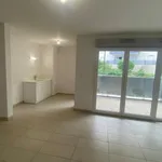 Rent 3 bedroom apartment of 71 m² in Tarare