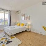 Rent 4 bedroom apartment of 95 m² in Grenoble