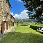 Rent 9 bedroom apartment of 250 m² in Cortona