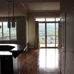 Maison de 1517 m² avec 3 chambre(s) en location à Kelowna