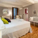 Rent 2 bedroom apartment of 55 m² in Florence