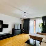 Pronajměte si 3 ložnic/e byt o rozloze 95 m² v Praha