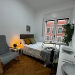 Rent 6 bedroom house in Madrid