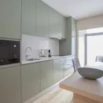 Rent 2 bedroom apartment of 60 m² in Porto