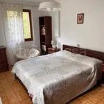 Rent 4 bedroom house of 100 m² in Carlazzo