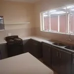 Rent 3 bedroom house of 468 m² in Pretoria