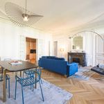 Appartement de 140 m² avec 1 chambre(s) en location à Paris