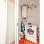 Rent 1 bedroom apartment in Lisbon