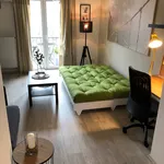 Rent 1 bedroom apartment of 69 m² in Prague