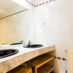 Rent a room of 75 m² in Madrid