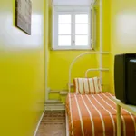 Rent a room in lisbon