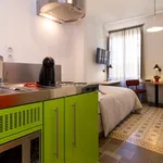 Rent 1 bedroom apartment of 25 m² in Granada']