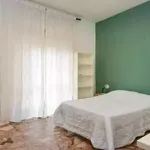 Rent 5 bedroom apartment in Rome