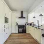 Rent 4 bedroom house in South East England