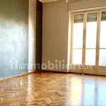 Rent 2 bedroom apartment of 59 m² in Turin