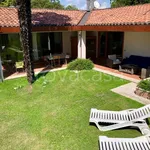 Rent 7 bedroom house of 350 m² in Casier