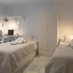 Rent 3 bedroom apartment in Valencia