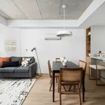 Appartement de 1140 m² avec 3 chambre(s) en location à Montreal