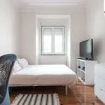 Rent 6 bedroom apartment in Lisbon