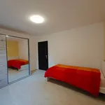 Rent 4 bedroom apartment in Charleroi